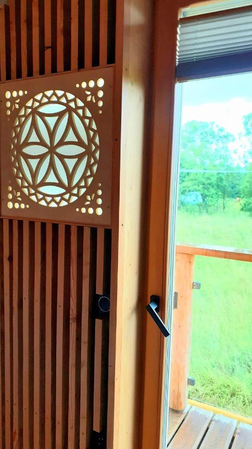 Chata Nad Termami Dzianisz Ngoại thất bức ảnh